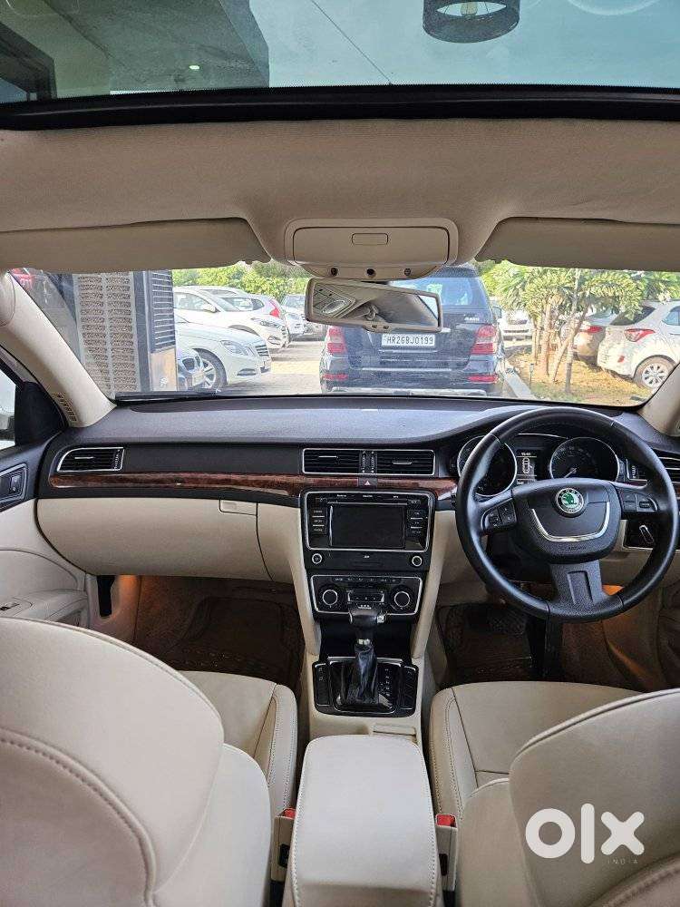 Skoda Superb 1.8 Elegance Tsi At, 2012, Petrol