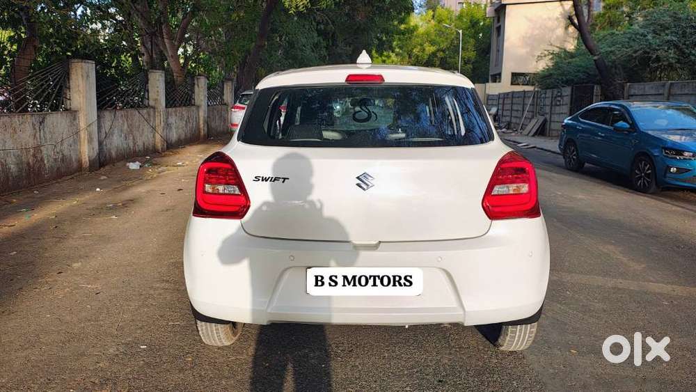 Maruti Suzuki Swift Vxi Optional, 2022, Petrol