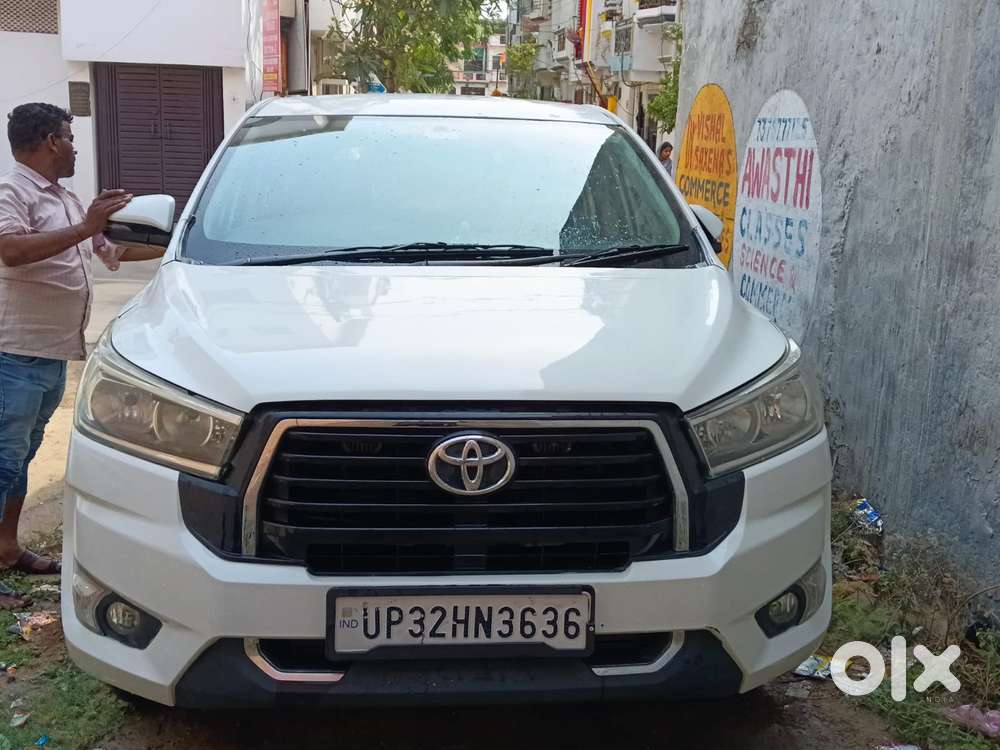 Toyota Innova Crysta G 7 Str, 2017