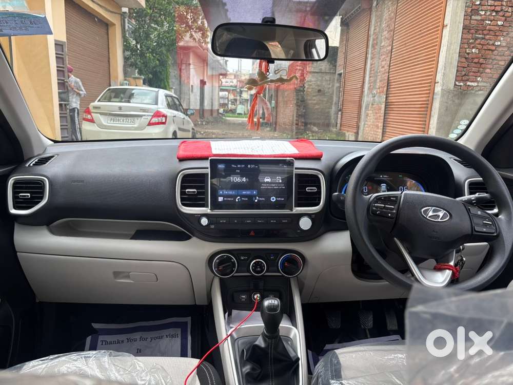 Hyundai Venue 2024 Petrol