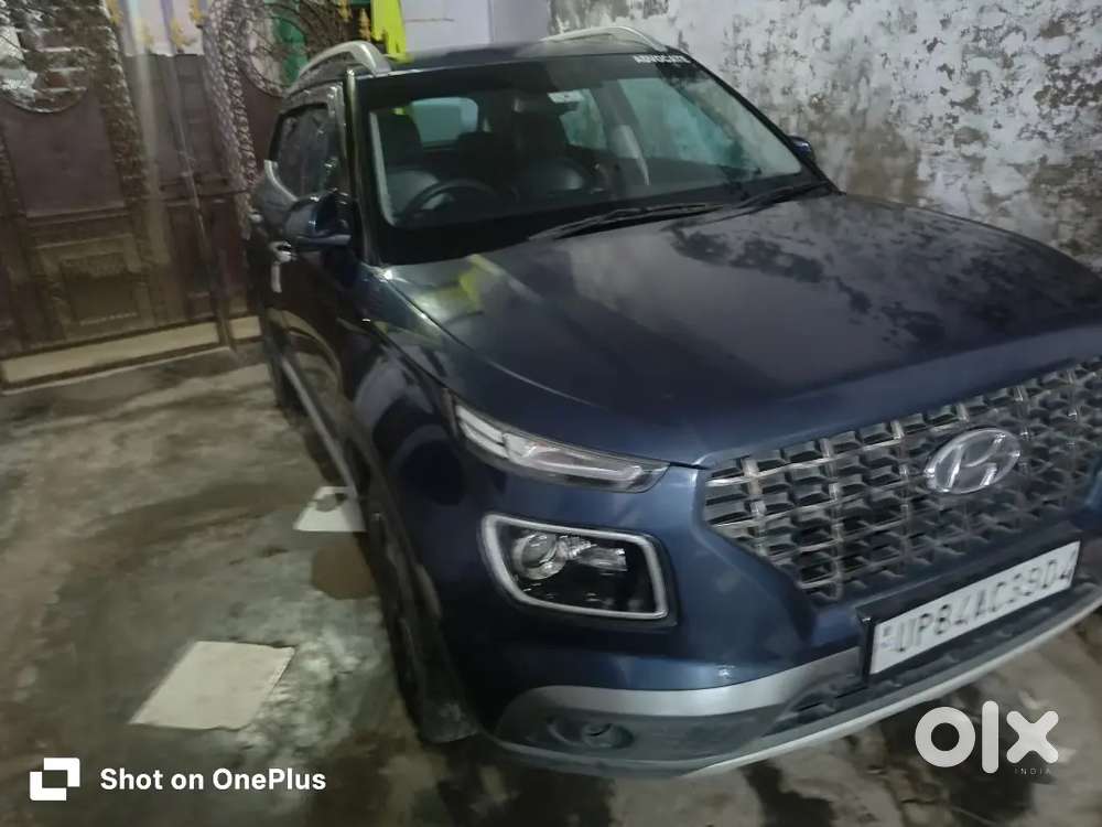 Hyundai Venue 2019 Oct Second-owner Diesel Car