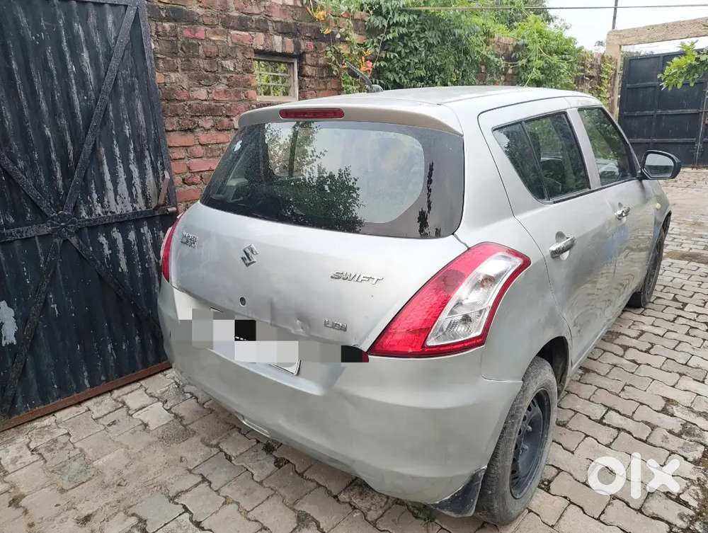 Maruti Suzuki Swift 2012 Diesel Car...up16 No Hai