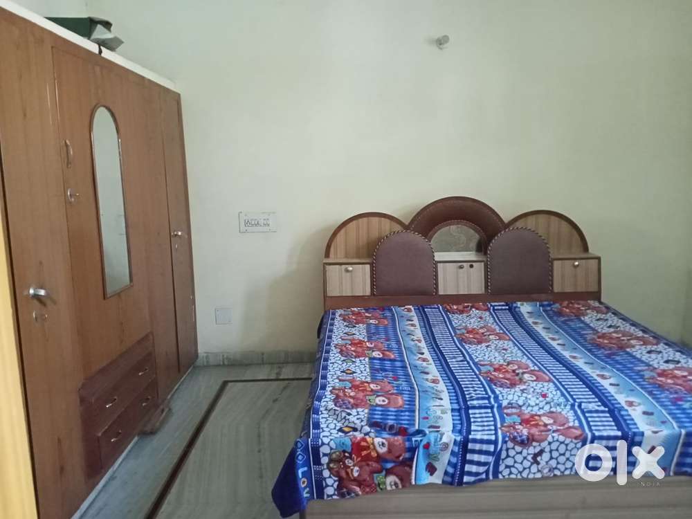 2 bhk independent portion for boys with furniture