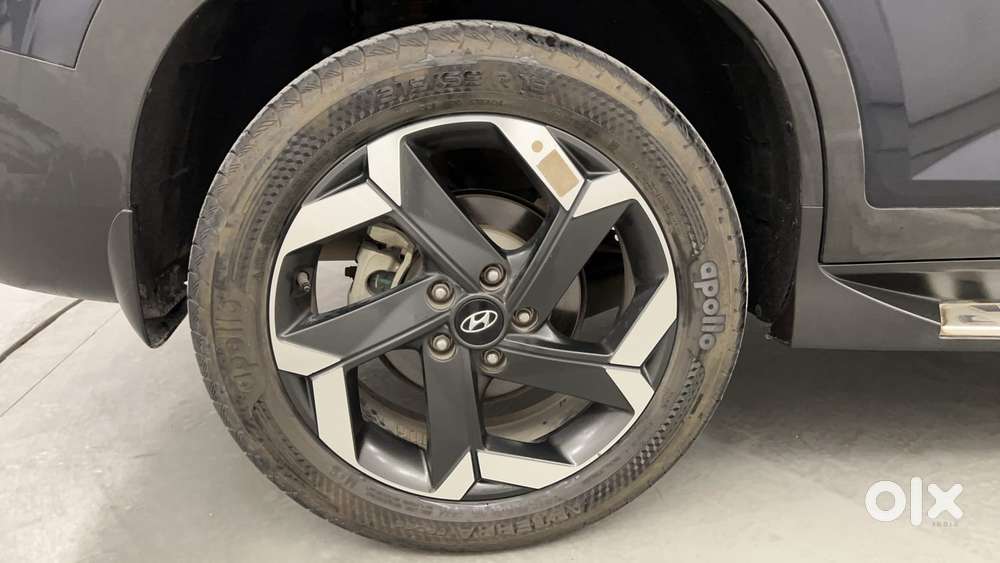 Hyundai Alcazar 2.0 Signature (o) Petrol At 6 Str, 2022, Petrol