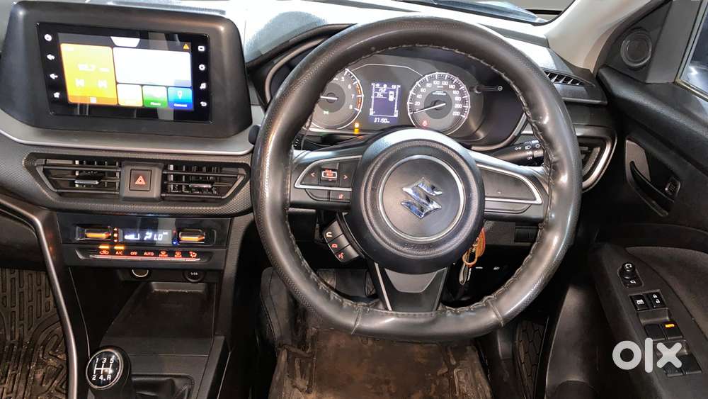 Maruti Suzuki Vitara Brezza 1.5 Vxi At, 2023, Petrol