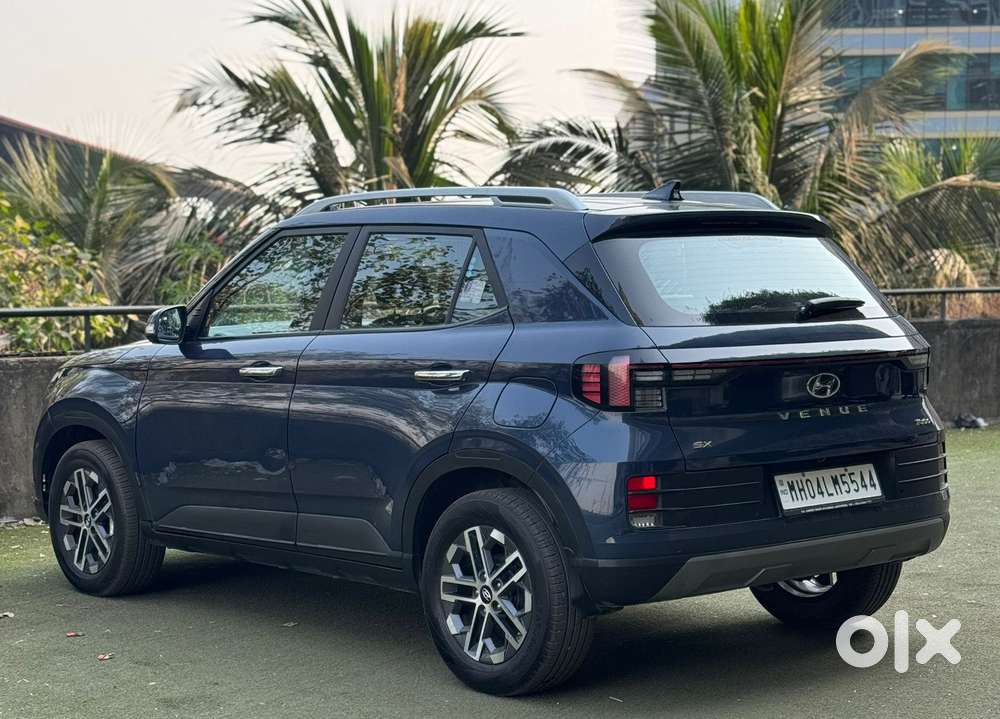 Hyundai Venue 1.0 Sx Plus Turbo Dct Dual Tone, 2023, Petrol