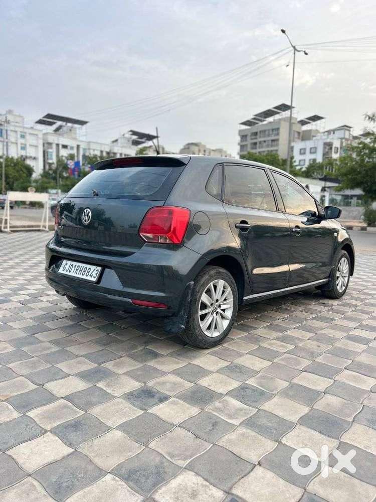 Volkswagen Polo Petrol Highline 1.6l, 2014, Petrol