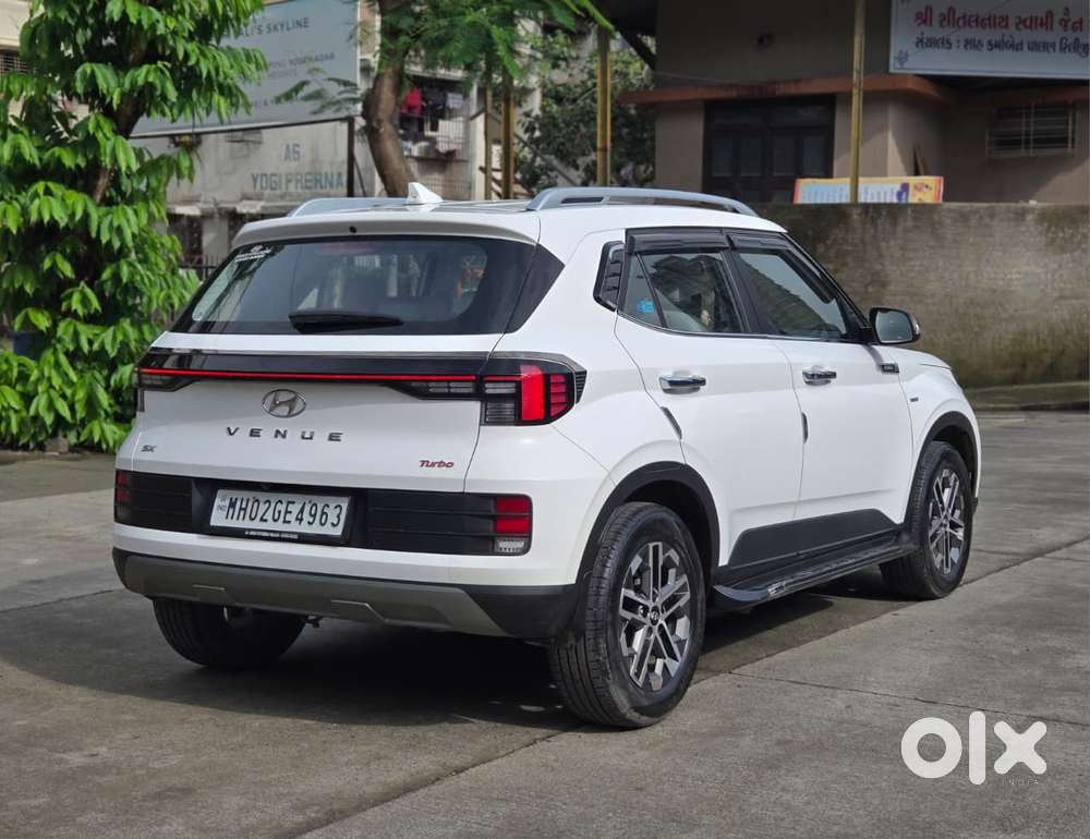 Hyundai Venue, 2024, Petrol