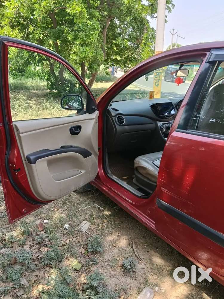 Hyundai I10 Asta 2012 Petrol Manual With Sunroof