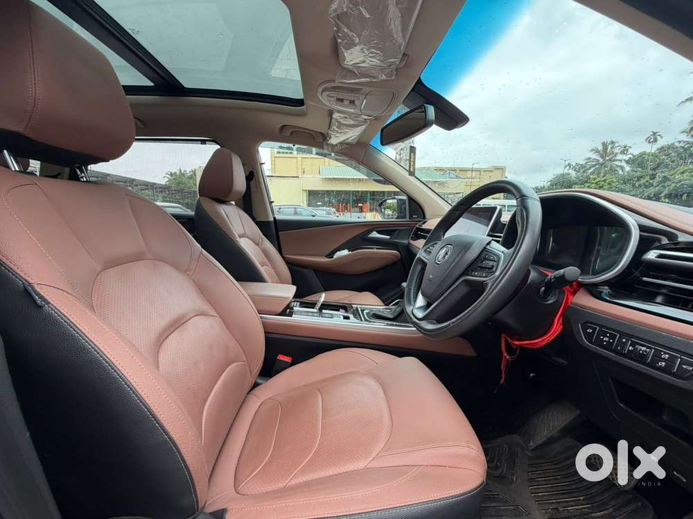 Mg Hector Plus Sharp Dct, 2023, Petrol