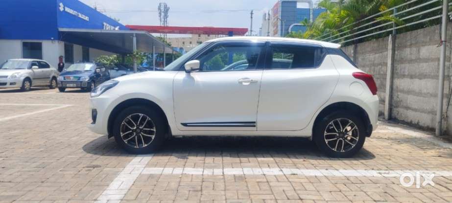 Maruti Suzuki Swift Zxi Plus Amt Dual Tone, 2019, Petrol