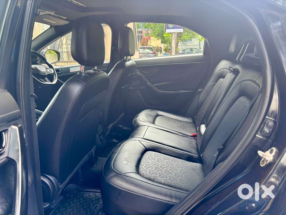 Tata Nexon 1.2 Revotron Xza Plus, 2022, Petrol