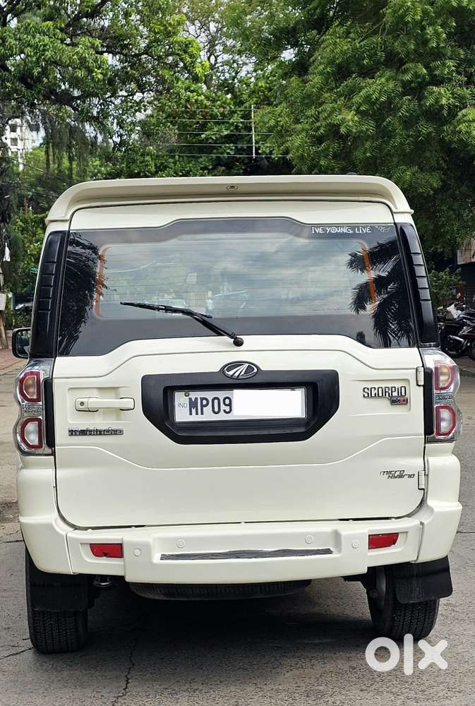 Mahindra Scorpio S10, 2015, Diesel
