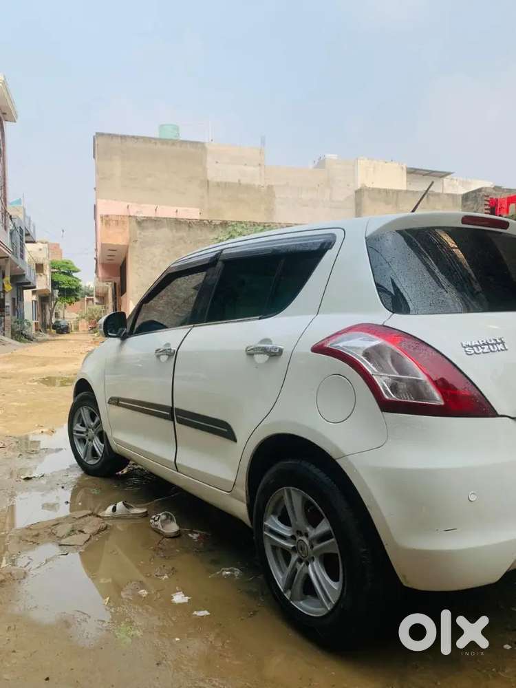 Maruti Suzuki Swift 2030 Petrol 81455 Km Driven