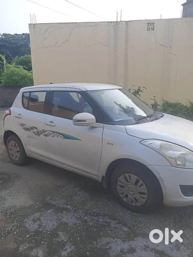 Swift Maruti Suzuki Vxi 2014