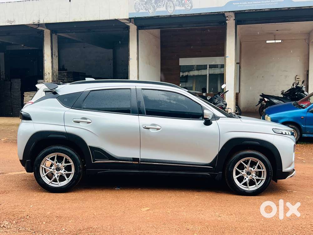 Used Maruti Suzuki Fronx Petrol Manual 2024