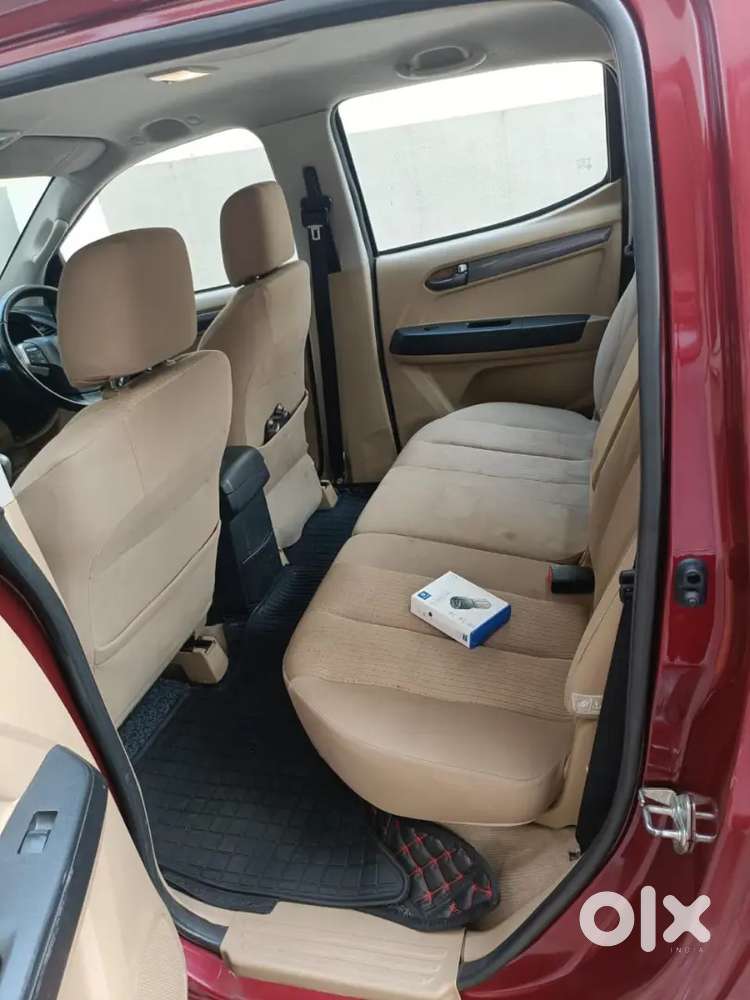 Isuzu D-max V-cross 2018