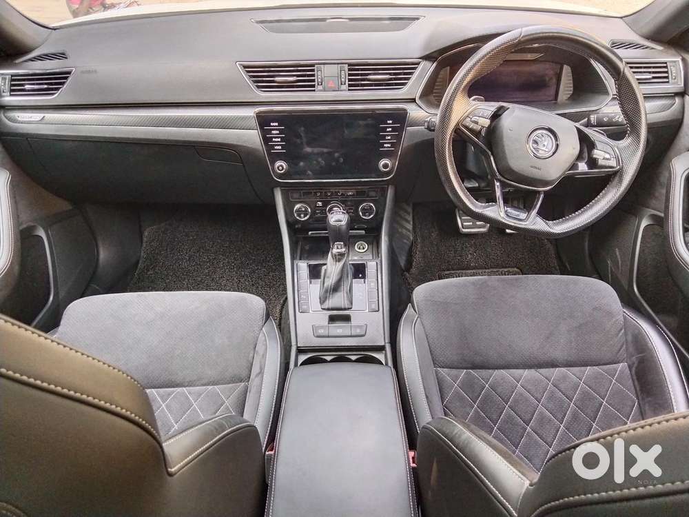 Skoda Superb 2.0 Sportline Tsi At, 2021, Petrol