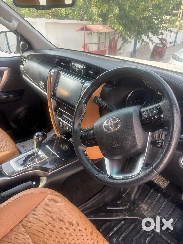 Toyota Fortuner 4x2 At 2.8 Diesel, 2022, Diesel