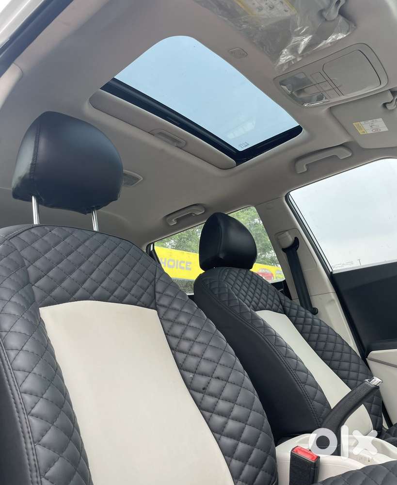 Mahindra Xuv300 1.2 W6 Amt Petrol, 2023, Petrol