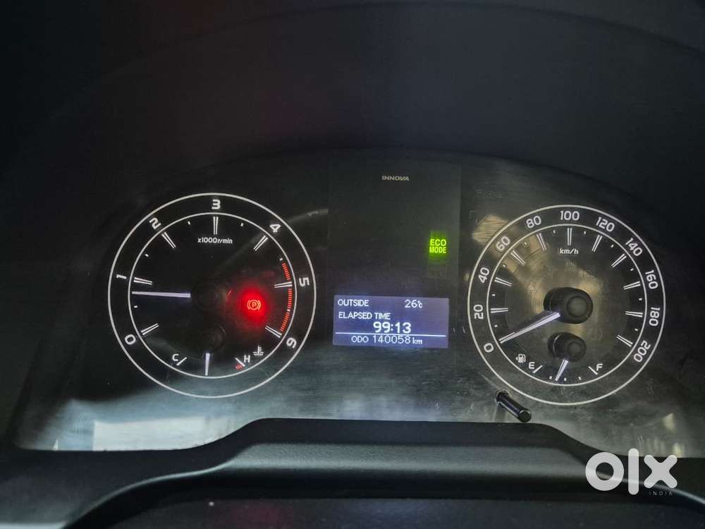 Toyota Innova Crysta 2.4 G Mt, 2017, Diesel