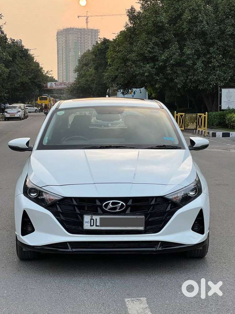 Hyundai I20 Asta (o) 1.2 Ivt, 2022, Petrol