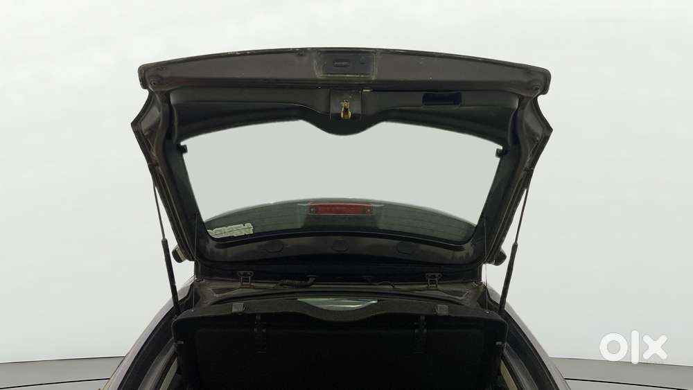 Maruti Suzuki Baleno 1.2 Cvt Zeta, 2017, Petrol