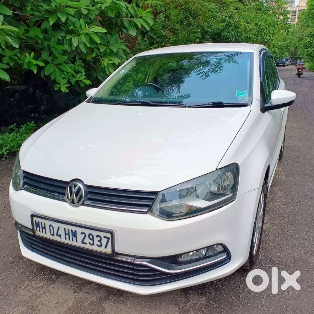 Volkswagen Polo Petrol Highline 1.2l, 2016, Petrol