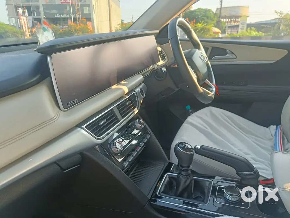 Mahindra Xuv700 Ax7 Diesel Sep.2022