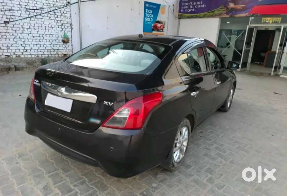 Nissan Sunny Xv Premium Pack (leather), 2014, Diesel