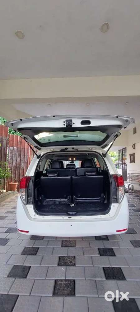 Toyota Innova Crysta 2018 Diesel. Ka 20