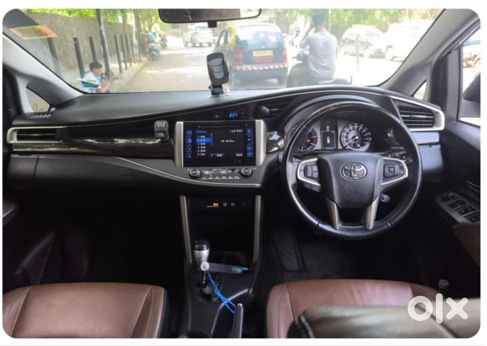Toyota Innova Crysta 2018
