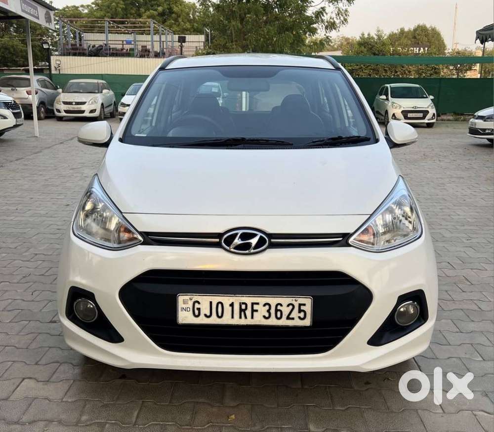 Hyundai Grand I10 2013-2016 Sportz, 2014, Petrol