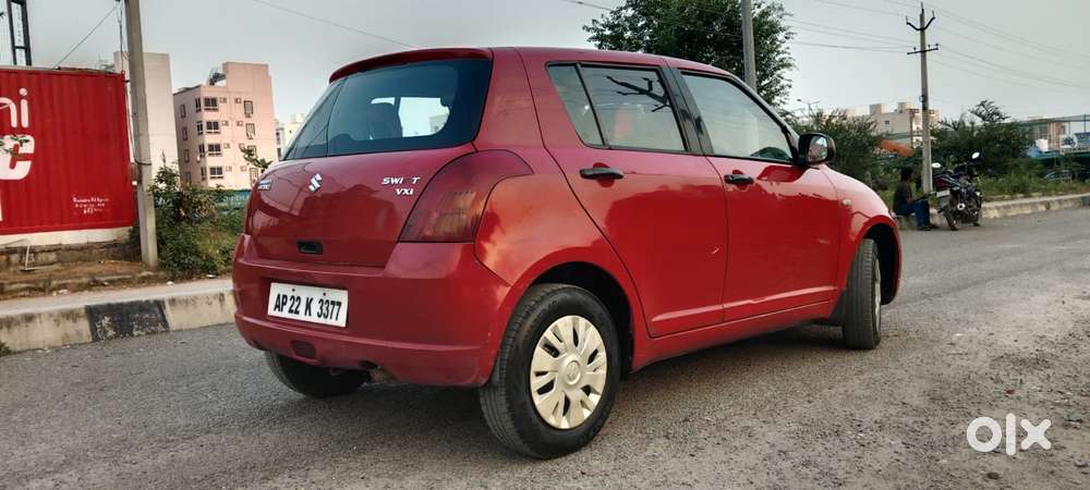 Maruti Suzuki Swift Vxi Bsiii, 2005, Petrol