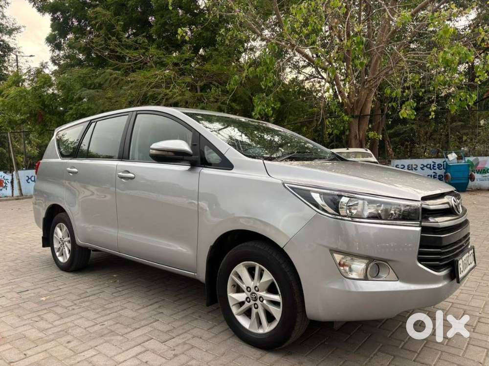 Toyota Innova Crysta 2.4 G Mt 8s, 2016, Diesel