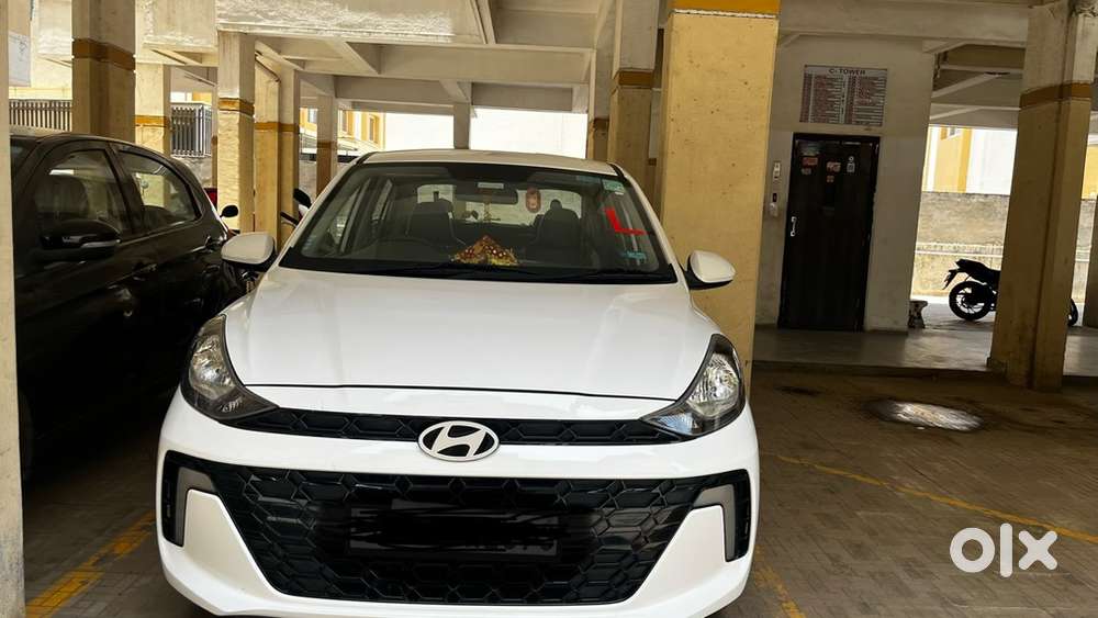 Hyundai Aura Petrol Manual 2023