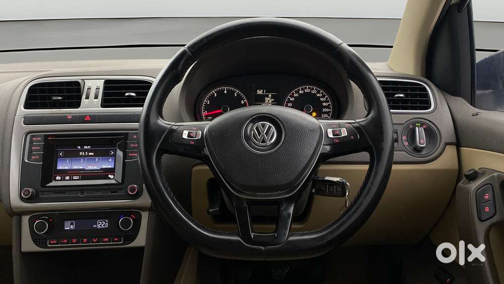 Volkswagen Vento 2013-2015 1.6 Highline, 2016, Petrol
