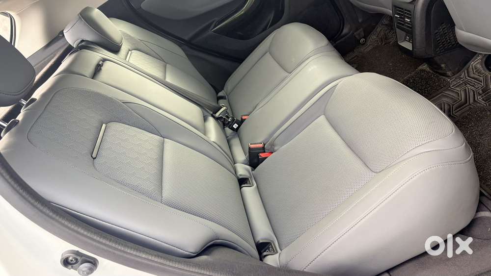 Tata Nexon Fearless Plus S 1.5 Revotorq Diesel 6 Amt Dt, 2025, Diese..
