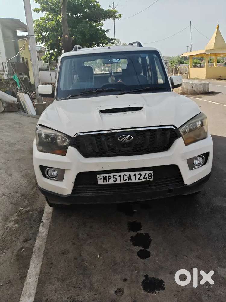 Mahindra Scorpio 2015
