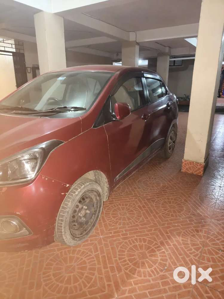 Hyundai Xcent 2016 Petrol 75000 Km Driven
