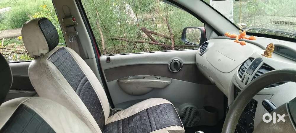 Mahindra Quanto 1.5 C8 2013
