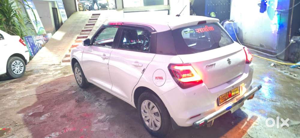 Maruti Suzuki Swift Vxi Optional, 2025, Petrol