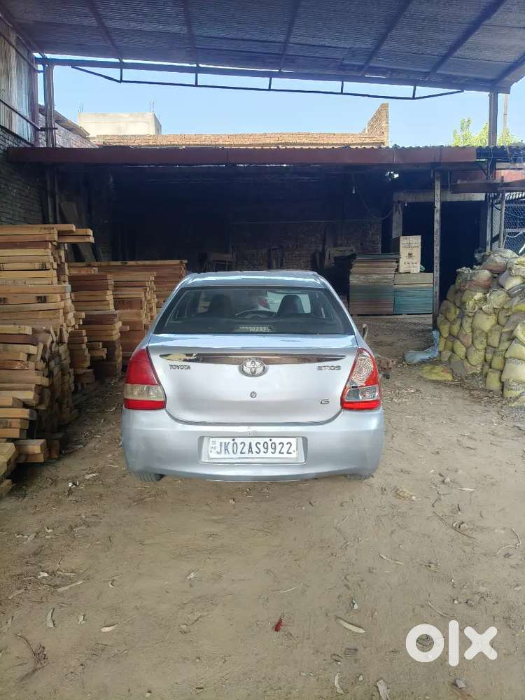 Toyota Etios 2011 Petrol Well Maintained