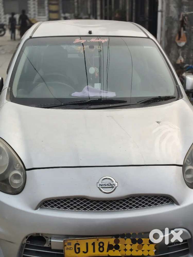 Nissan Micra Active 2017 Petrol 83000 Km Driven