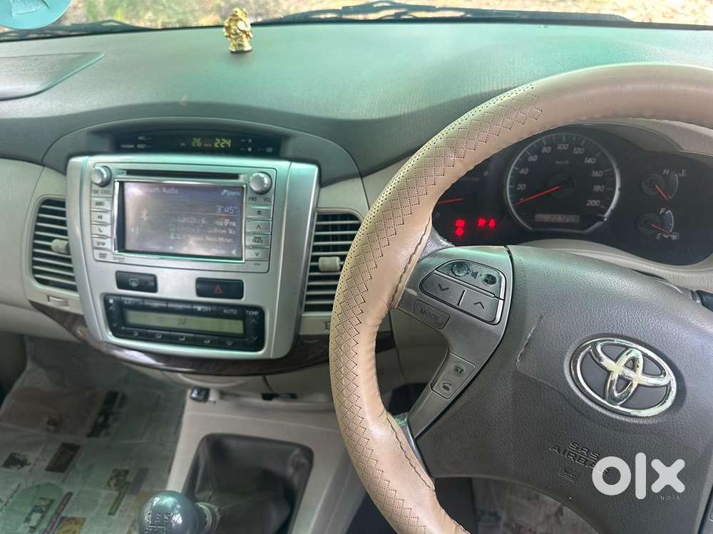 Toyota Innova 2013 Diesel 206000 Km Driven