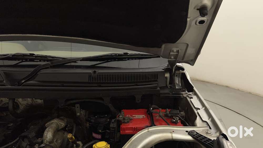 Mahindra Tuv 300 Plus P8, 2018, Diesel