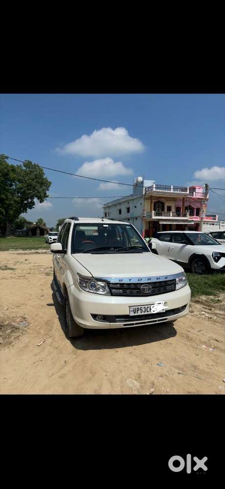 Tata Safari Storme 2017