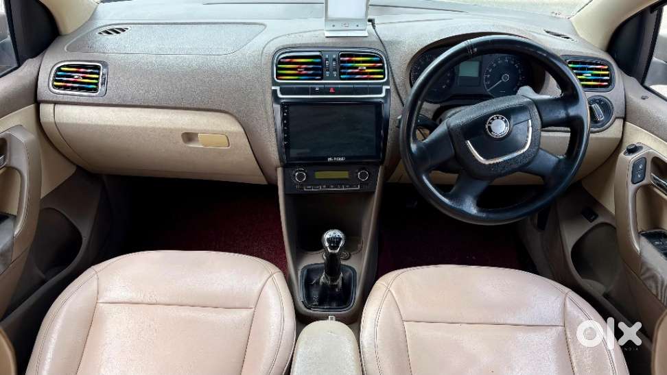 Skoda Rapid 1.5 Elegance Tdi Mt, 2013, Diesel