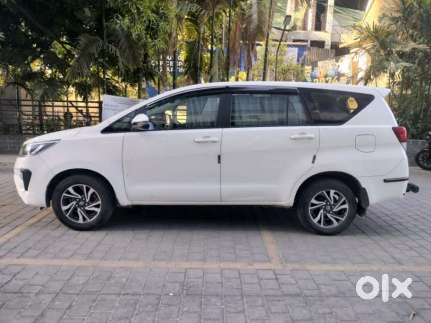 Toyota Innova Crysta 2.4 G Mt 8s, 2021, Diesel