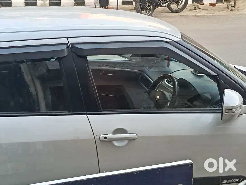 Swift Maruti Suzuki 2012 Diesel Manual Year